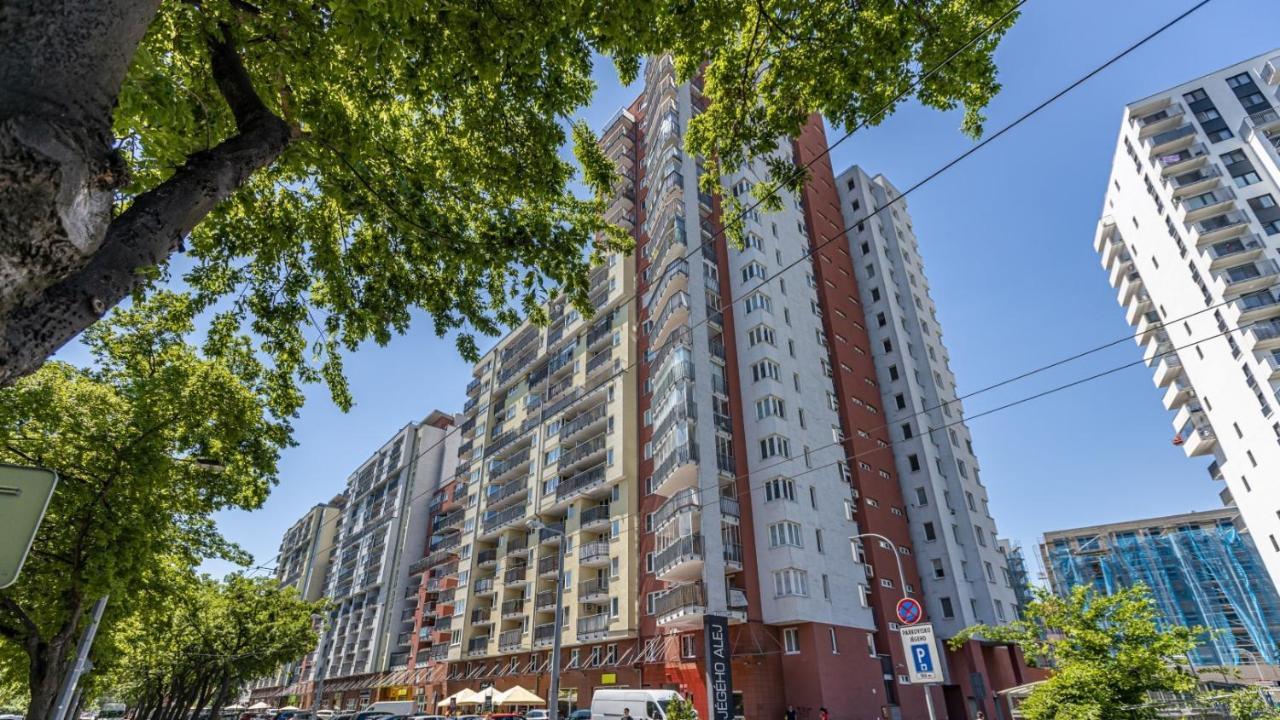 2 Room Apartment With Terrace, New Building, Jegeho Bratislava Extérieur photo