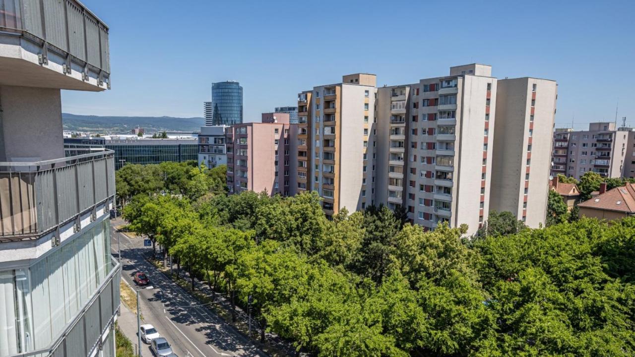 2 Room Apartment With Terrace, New Building, Jegeho Bratislava Extérieur photo